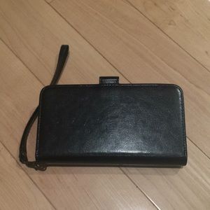 Black wristlet w/ phone case